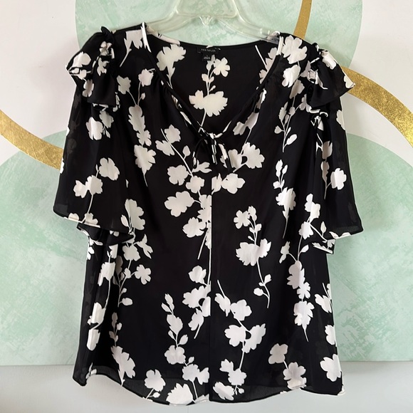 Ann Taylor Floral Blouse - Picture 1 of 3